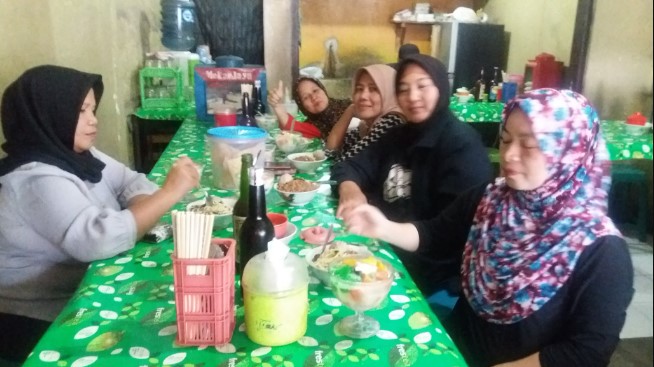 Mie Ayam Elite Warung Ning Asri: Rasa yang Menggugah Selera di Jl. Bisma